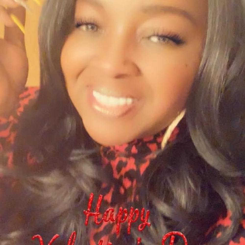 Meet your Posher, Towana